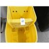 Image 2 : Mop Bucket