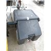 Image 1 : Cambro Black Portable Ice Transporter