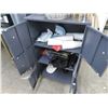 Image 1 : Small 6 Unit Locker w/Supplies