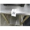 Image 2 : S/S  20"  X  30"  Table w/Lip and Undershelf