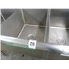 Image 2 : S/S  8'  3 Comp Pot Sink w/Wand and Drain Levers