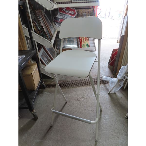 3 beautiful white tall stools one is unwrapped LIKE NEW