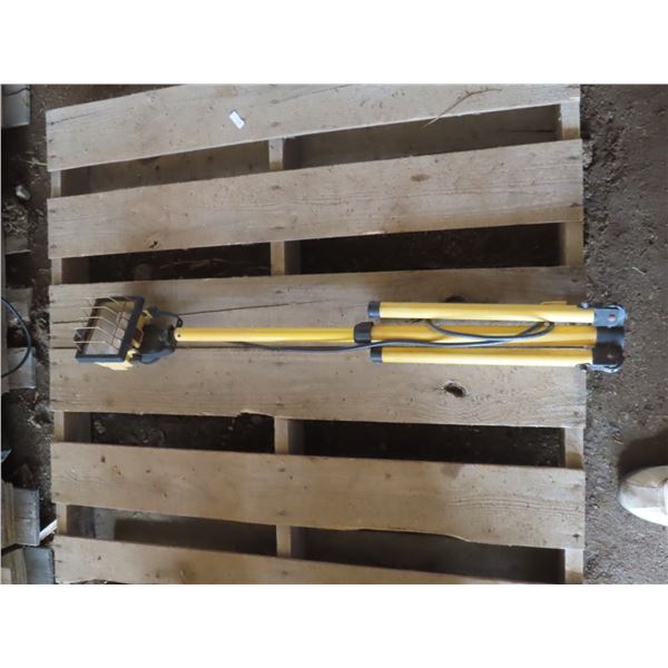 work light with stand