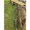 Image 3 : model 486 John Deere hay rake - 12ft