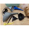 Image 2 : lot of funnels, twine