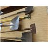 Image 1 : shovel, spade, claw, rake and ice scraper