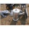 Image 1 : propane patio heater with cover - chiney needs repair