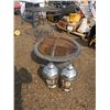 Image 1 : 2 patio lamps and 30"W firepit