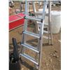 Image 2 : Mastercraft extendable step ladder - 5ft to 9ft
