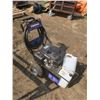 Image 2 : Simoniz S2600 pressure washer with Honda GVC160 5.5HP engine - has compression