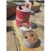 Image 2 : 3 vintage gas cans