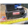 Image 2 : portable air compressor