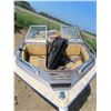 Image 2 : glastron fiberglass boat for parts or restoration
