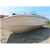 Image 3 : glastron fiberglass boat for parts or restoration