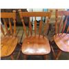 Image 3 : 3 Maple Dining Chairs