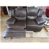 Image 3 : beautiful love seat leather with recliners GREAT SHAPE