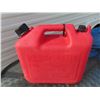 Image 1 : 9.4L jerrycan