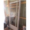 Image 3 : 82x32.5 storm door GREAT SHAPE