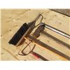 Image 2 : broom, rake, sledge hammer