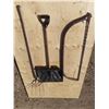 Image 2 : pitch fork, bow saw, shovel