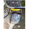 Image 2 : Bissell Pro Heat 2X carpet shampooer