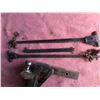 Image 3 : heavy duty hitch and hitch spring bars