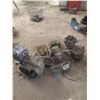 Image 1 : 2 Honda 1 Suzuki dirt bike engines *LOCATED OFF-SITE IN BUCKLAND*