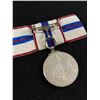 Image 3 : 1952-1977 Canada Queen Elizabeth Sterling Silver Medal In Original Presentation Box