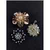 Image 1 : 3 Vintage Rhinestone Brooches (2) & Pendant (1)