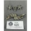 Image 2 : 2 Vintage Rhinestone Brooches