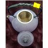 Image 3 : Beautiful Metal Teapot Made in Japan 6x6
