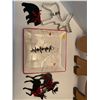 Image 2 : Caribou Swag Pottery Vase Decorative Plate Wood Key Hooks Cutting Board & More