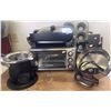 Image 1 : Assortment of Kitchen Appliances & Cookware