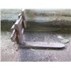 Image 2 : Forklift Attachment for Bobcat 440B or equal 40" x 23" x 36"L (forks), Pick up Aug. 20