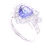 Image 9 : Opulent 1.77ct Tanzanite Diamond & Patinum Ring