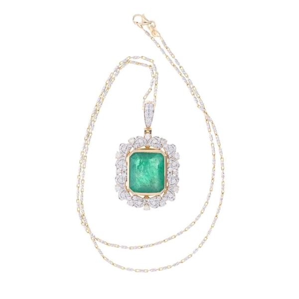 Opulent 9.89ct Emerald VS2 Diamond & 18k Necklace