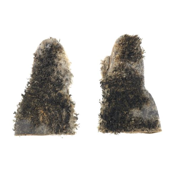 C. 1870-1880 US Cavalry Buffalo Hide Gauntlets
