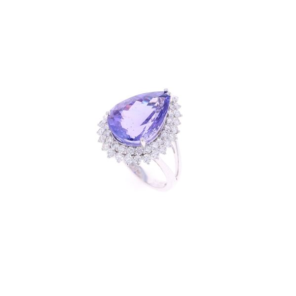 11.81ct Tanzanite VS2 Diamond & Platinum Ring