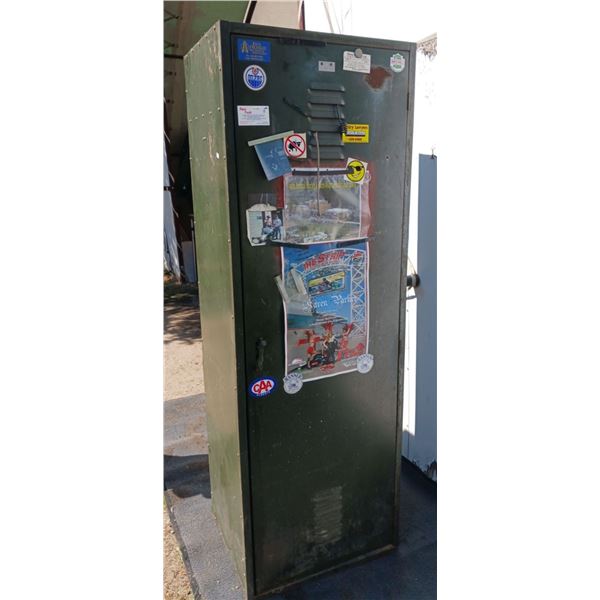 Green Metal Locker 24Wx21Dx72H