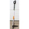 Image 1 : FISKARS SOFTGRIP STAND UP WEEDER