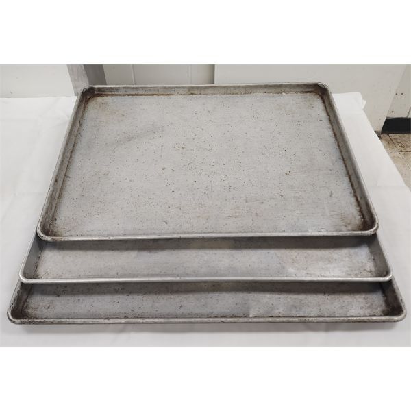 3 COMMERCIAL ALUMINUM BAKING SHEETS