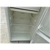 Image 11 : GE DORM FRIDGE - WORKS!