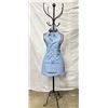 Image 1 : Metal Sewing Form Coatrack