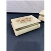 Image 2 : Genuine Alabaster Jewelry Boxes