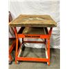 Image 2 : 2 Work Stations (1 is Hirsh)