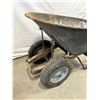 Image 2 : 2-Wheel Wheelbarrow