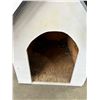 Image 2 : Wood dog house