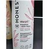 Image 2 : Honest Nourish Shampo & Body Wash-Sweet Almond (2 x 532ml)