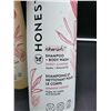 Image 2 : Honest Nourish Shampo & Body Wash-Sweet Almond (2 x 532ml)
