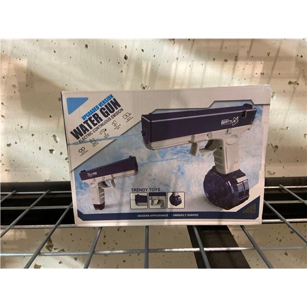 Upgraded version electric water gun with continous shooting function